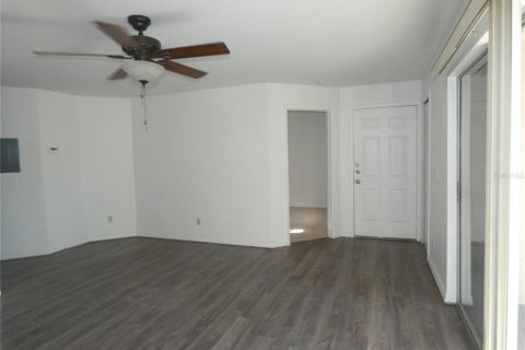 Copropriété à louer à Orlando, Floride: 2 chambres, 88.81 m2 № 2430955 - photo 4