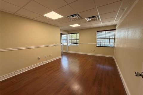 Commercial property in Tampa, Florida 183.95 sq.m. № 2207759 - photo 14