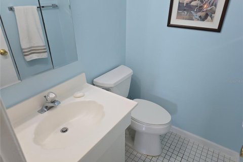 Condo in Saint Petersburg, Florida, 2 bedrooms № 2199303 - photo 28