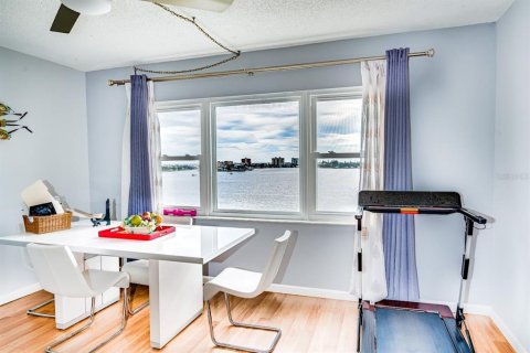 Condominio en venta en Saint Petersburg, Florida, 1 dormitorio, 45.06 m2 № 1526594 - foto 5