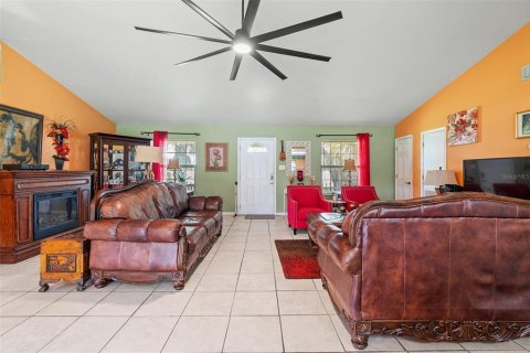 House in Kissimmee, Florida 4 bedrooms, 183.95 sq.m. № 2120937 - photo 5