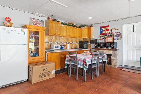 House in Kissimmee, Florida 4 bedrooms, 183.95 sq.m. № 2120937 - photo 20