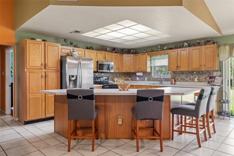 House in Kissimmee, Florida 4 bedrooms, 183.95 sq.m. № 2120937 - photo 6