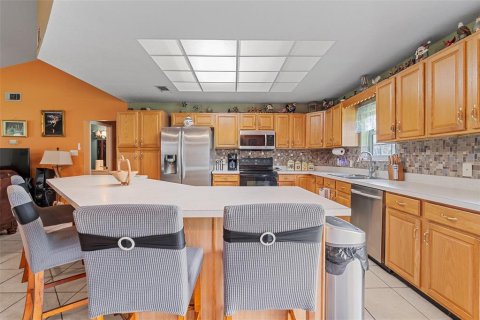 House in Kissimmee, Florida 4 bedrooms, 183.95 sq.m. № 2120937 - photo 7