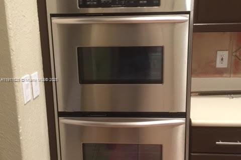 Снять в аренду виллу или дом в Дорал, Флорида 4 спальни, 186.83м2, № 1973873 - фото 5