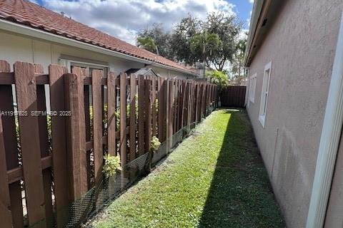 Снять в аренду виллу или дом в Дорал, Флорида 4 спальни, 186.83м2, № 1973873 - фото 29