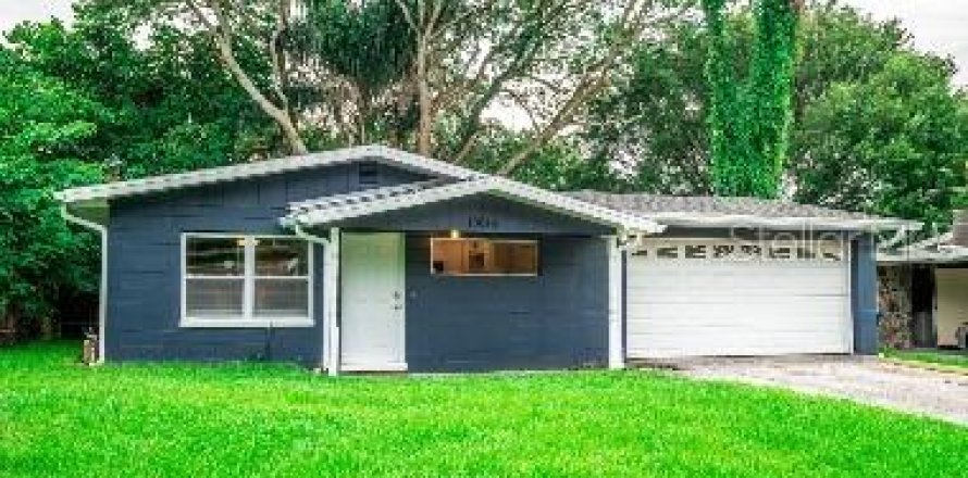 Villa ou maison à Tampa, Floride 3 chambres, 102.19 m2 № 2113786