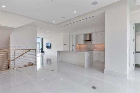 Touwnhouse à louer à North Miami Beach, Floride: 4 chambres, 313.55 m2 № 2437700 - photo 29