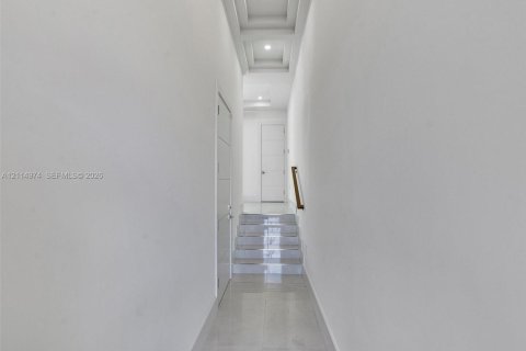 Touwnhouse à louer à North Miami Beach, Floride: 4 chambres, 313.55 m2 № 2437700 - photo 4