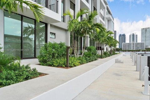 Touwnhouse à North Miami Beach, Floride 4 chambres, 313.55 m2 № 2437700