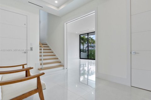 Touwnhouse à louer à North Miami Beach, Floride: 4 chambres, 313.55 m2 № 2437700 - photo 6