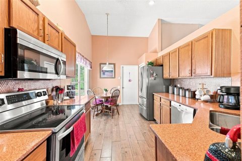 Купить виллу или дом в Аполло-Бич, Флорида 3 комнаты, 139.35м2, № 2339514 - фото 13