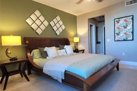 Снять в аренду кондоминиум в Холливуд, Флорида 1 спальня, 72.46м2, № 1865031 - фото 11