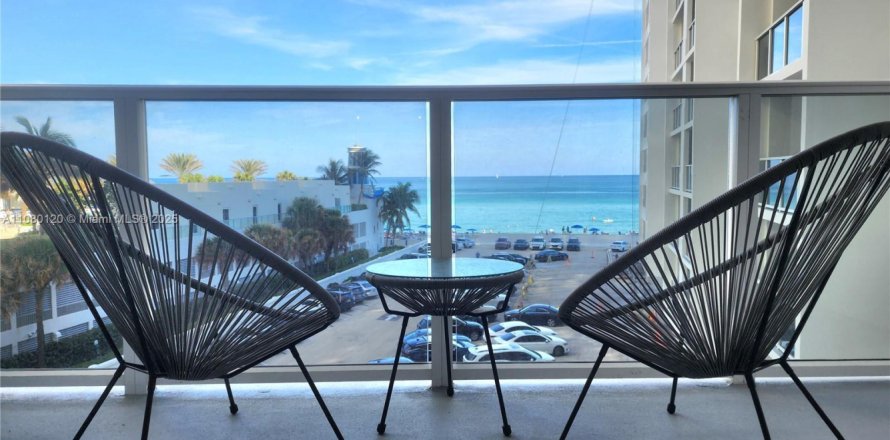 Condo à Hollywood, Floride, 1 chambre № 1865031