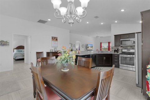 Villa ou maison à vendre à The Villages, Floride: 3 chambres, 151.24 m2 № 2400368 - photo 6