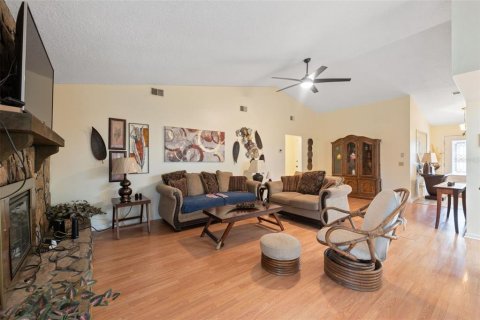 Casa en venta en New Port Richey, Florida, 2 dormitorios, 142.42 m2 № 1880638 - foto 13