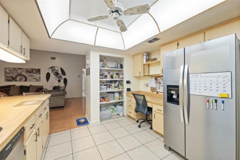 Casa en venta en New Port Richey, Florida, 2 dormitorios, 142.42 m2 № 1880638 - foto 17