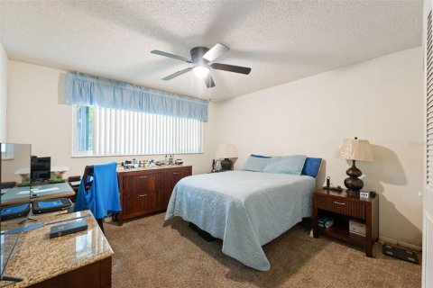Casa en venta en New Port Richey, Florida, 2 dormitorios, 142.42 m2 № 1880638 - foto 25