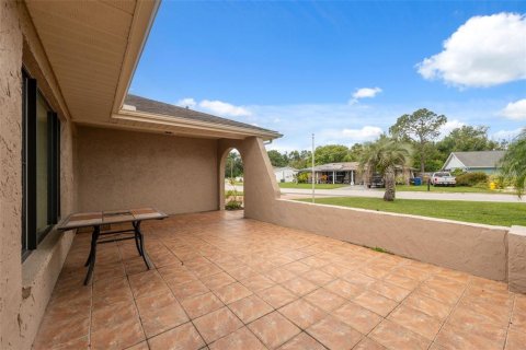 Casa en venta en New Port Richey, Florida, 2 dormitorios, 142.42 m2 № 1880638 - foto 6