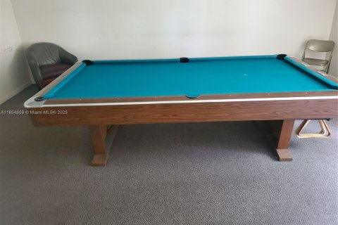 Condo in Lauderhill, Florida, 2 bedrooms  № 1872732 - photo 13