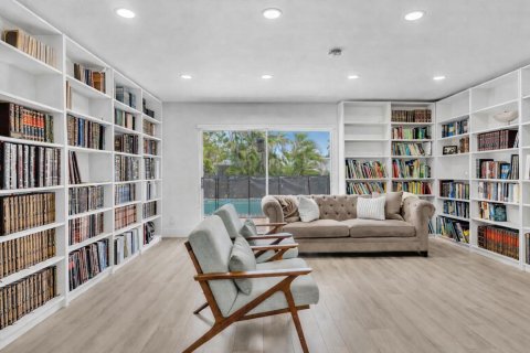Villa ou maison à vendre à Hollywood, Floride: 4 chambres, 180.69 m2 № 2085343 - photo 6