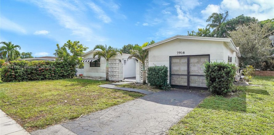 Дом в Мирамар, Флорида 3 спальни, 131.55м2 № 1969726