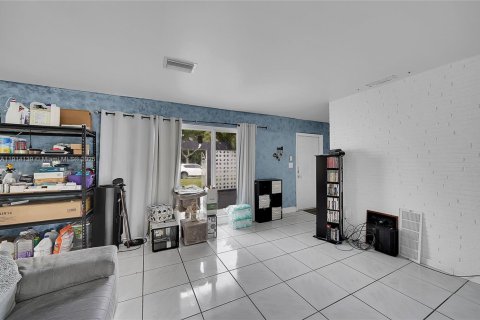 Купить виллу или дом в Мирамар, Флорида 3 спальни, 131.55м2, № 1969726 - фото 11