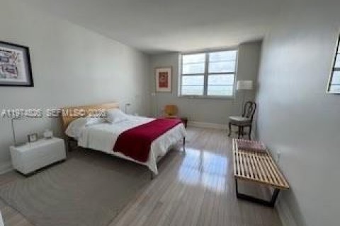 Copropriété à vendre à Miami Beach, Floride: 2 chambres, 164.99 m2 № 2036117 - photo 26