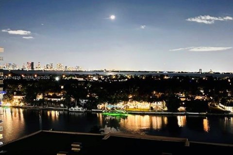 Copropriété à vendre à Miami Beach, Floride: 2 chambres, 164.99 m2 № 2036117 - photo 7