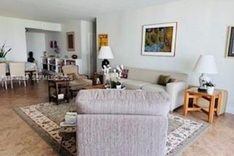 Copropriété à vendre à Miami Beach, Floride: 2 chambres, 164.99 m2 № 2036117 - photo 25
