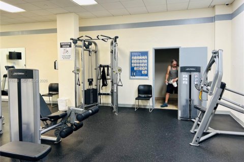 Copropriété à vendre à Miami Beach, Floride: 2 chambres, 164.99 m2 № 2036117 - photo 18