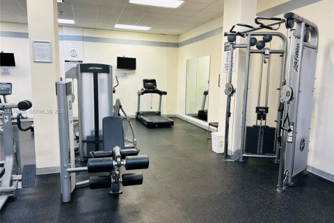 Copropriété à vendre à Miami Beach, Floride: 2 chambres, 164.99 m2 № 2036117 - photo 19