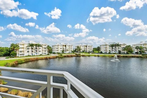 Copropriété à vendre à Bradenton, Floride: 2 chambres, 153.29 m2 № 1911510 - photo 28
