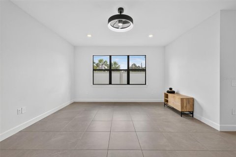 House in MAGNOLIA RANCH in Bradenton, Florida 4 bedrooms, 171.87 sq.m. № 1845267 - photo 16