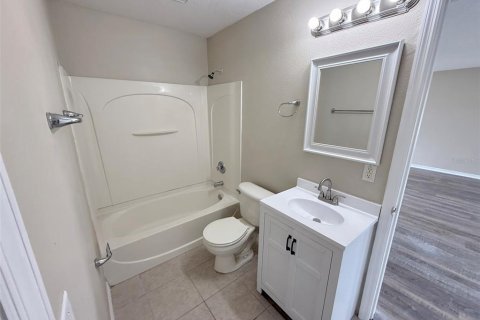 Casa en venta en Orlando, Florida, 6 dormitorios, 328.04 m2 № 1659185 - foto 30