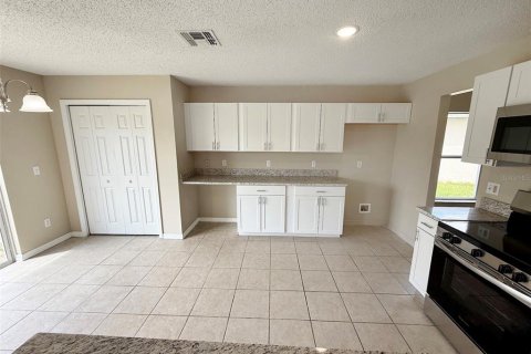 Casa en venta en Orlando, Florida, 6 dormitorios, 328.04 m2 № 1659185 - foto 24