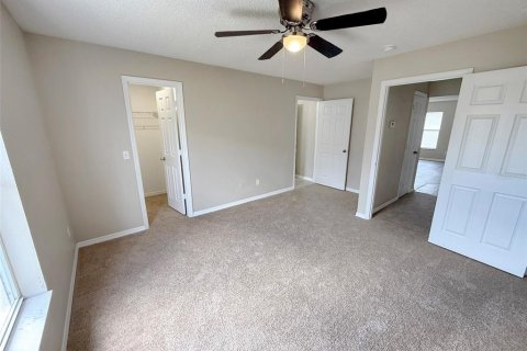 Casa en venta en Orlando, Florida, 6 dormitorios, 328.04 m2 № 1659185 - foto 29
