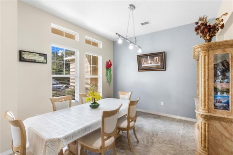 Casa en venta en Deltona, Florida, 4 dormitorios, 212.93 m2 № 2385766 - foto 19