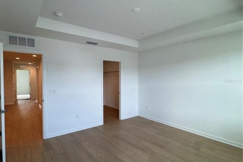 Adosado en venta en Apopka, Florida, 3 dormitorios, 185.99 m2 № 2096189 - foto 8