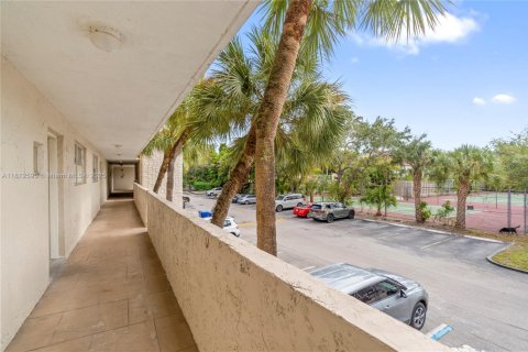 Condominio en alquiler en Pinecrest, Florida, 2 dormitorios, 91.23 m2 № 1888727 - foto 22