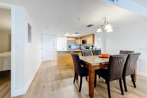 Condominio en venta en Madeira Beach, Florida, 2 dormitorios, 95.69 m2 № 1720212 - foto 16