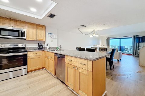 Condominio en venta en Madeira Beach, Florida, 2 dormitorios, 95.69 m2 № 1720212 - foto 12