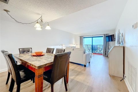 Condominio en venta en Madeira Beach, Florida, 2 dormitorios, 95.69 m2 № 1720212 - foto 13