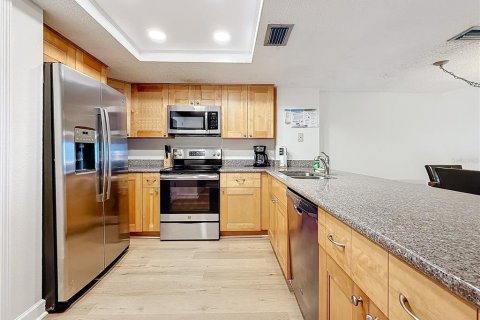 Condominio en venta en Madeira Beach, Florida, 2 dormitorios, 95.69 m2 № 1720212 - foto 5