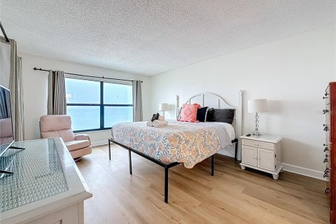 Condominio en venta en Madeira Beach, Florida, 2 dormitorios, 95.69 m2 № 1720212 - foto 26