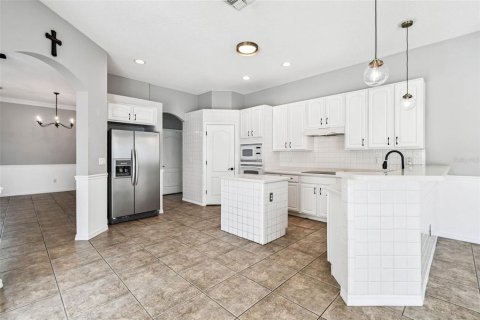 Casa en venta en Land O' Lakes, Florida, 4 dormitorios, 233.93 m2 № 1907743 - foto 15