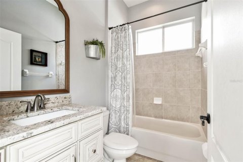 Casa en venta en Land O' Lakes, Florida, 4 dormitorios, 233.93 m2 № 1907743 - foto 27