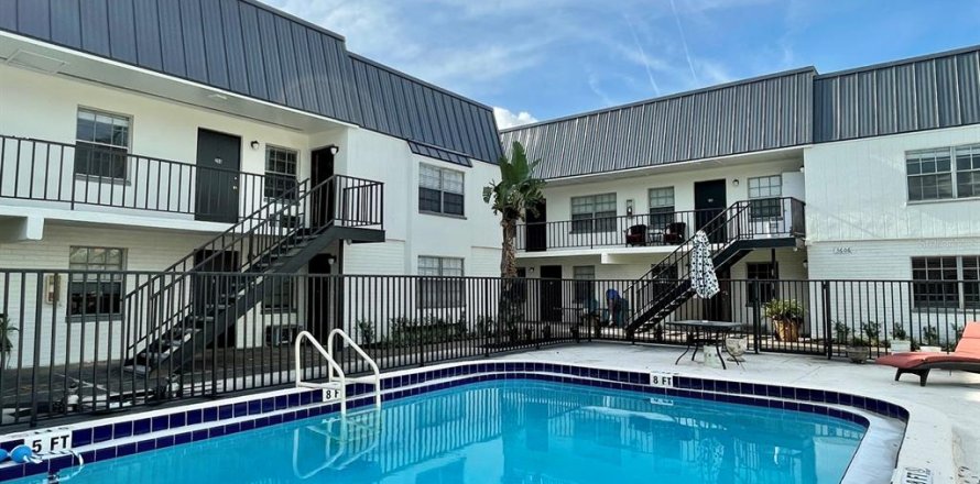 Apartment in Tampa, Florida 2 bedrooms, 97.55 sq.m. № 2113444