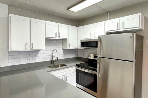 Apartment in Tampa, Florida 2 bedrooms, 97.55 sq.m. № 2113444 - photo 5