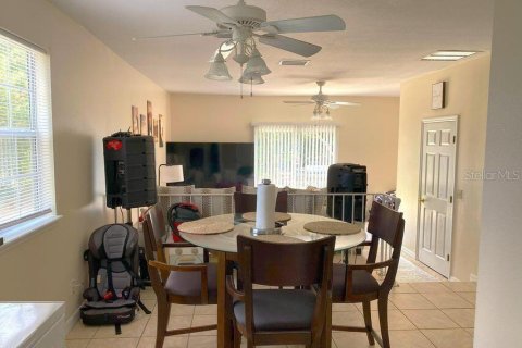 Commercial property in Palm Coast, Florida 4 bedrooms, 240.43 sq.m. № 1688025 - photo 13